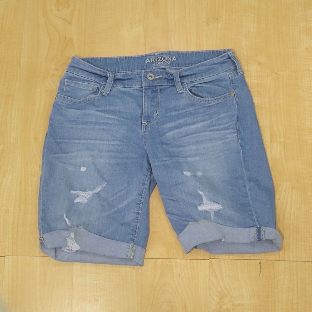 Arizona Shorts. CAN BUNDLE